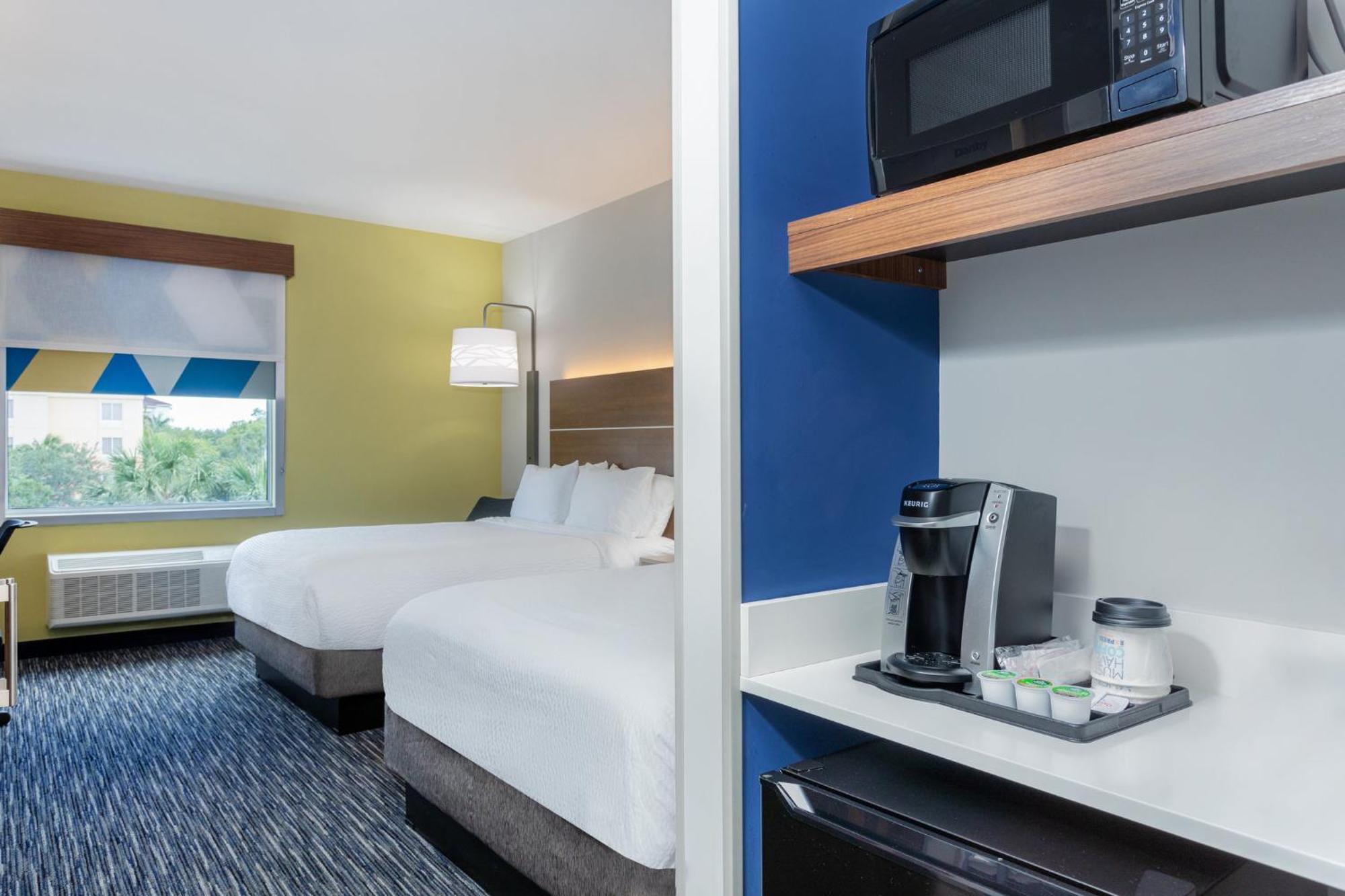 Holiday Inn Express & Suites - Miramar By Ihg Εξωτερικό φωτογραφία