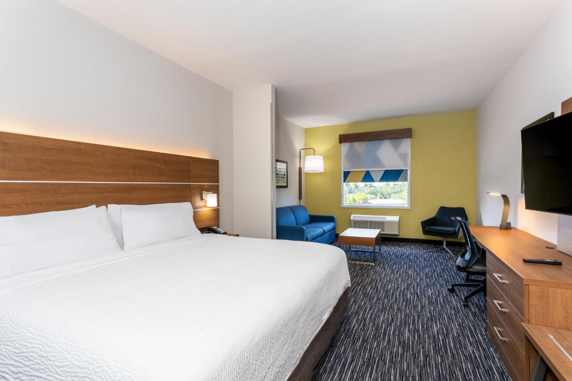 Holiday Inn Express & Suites - Miramar By Ihg Εξωτερικό φωτογραφία